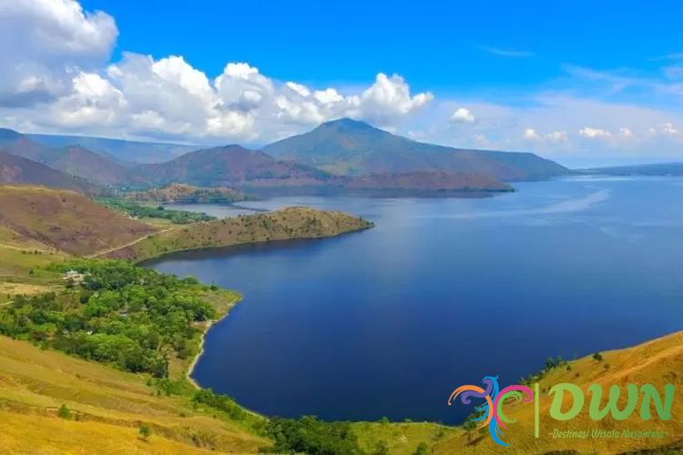 Danau Toba: Destinasi Wisata Pesona Alam Terbaik di Indonesia