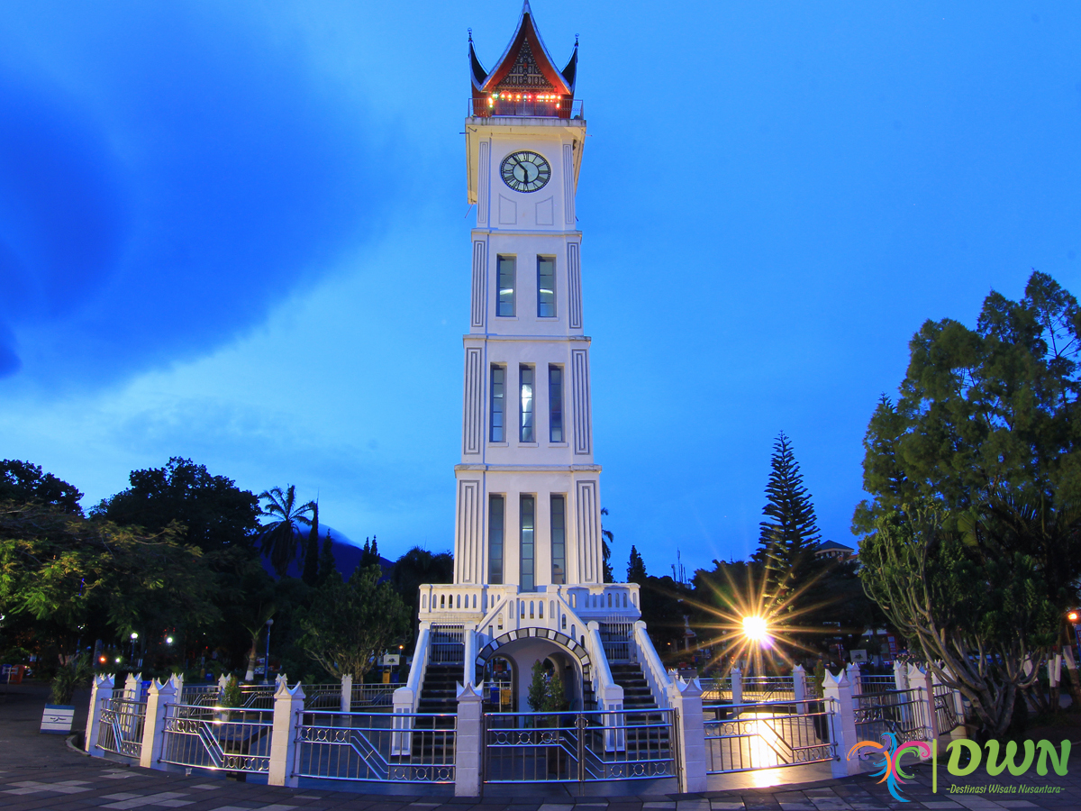 Jam Gadang Sumatra Barat: Pesona Arsitektur dan Keindahan