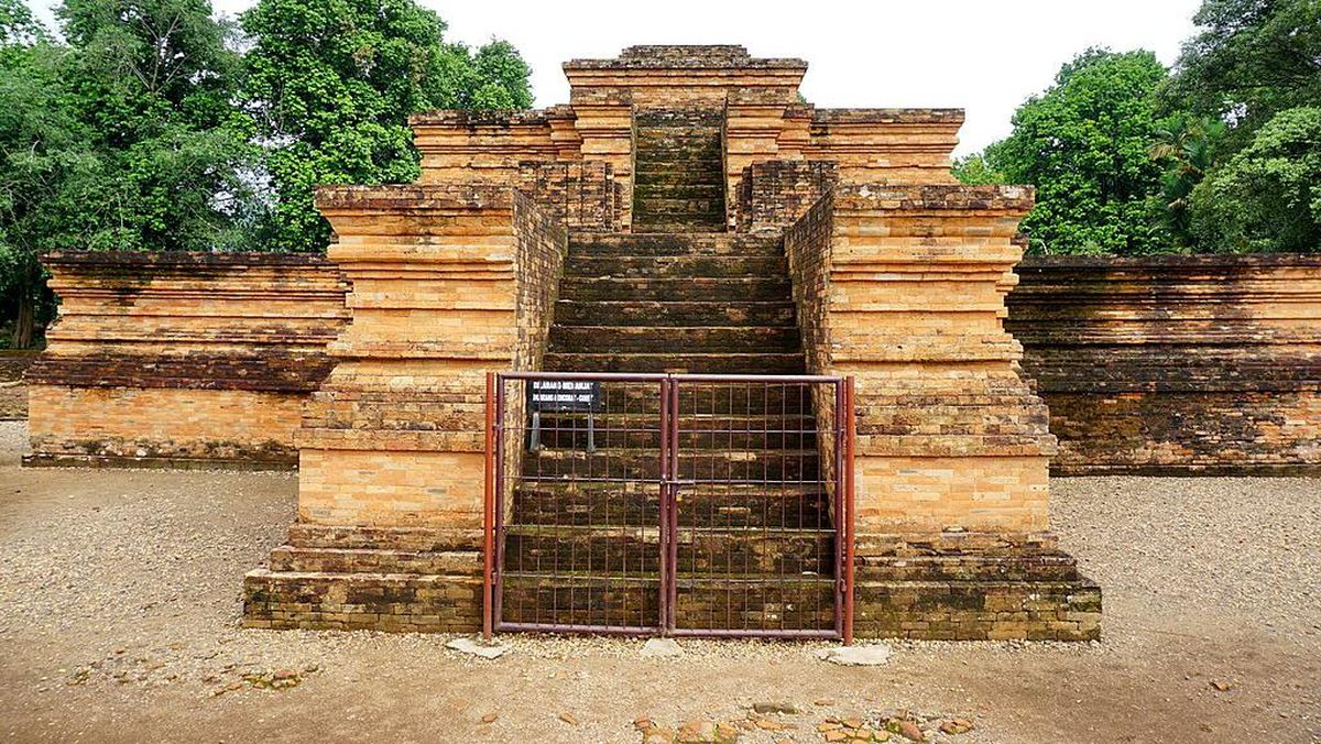 Candi Muara Jambi – Destinasi Sejarah yang Wajib Dikunjungi