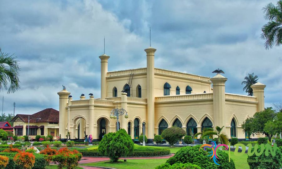 Istana Siak Sri Indrapura: Kejayaan Kerajaan Melayu Islam di Riau