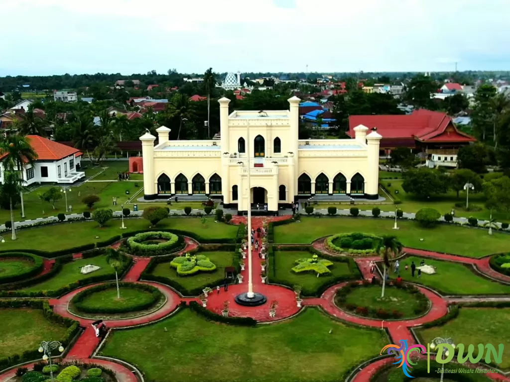 Istana Siak Sri Indrapura: Kejayaan Kerajaan Melayu Islam di Riau