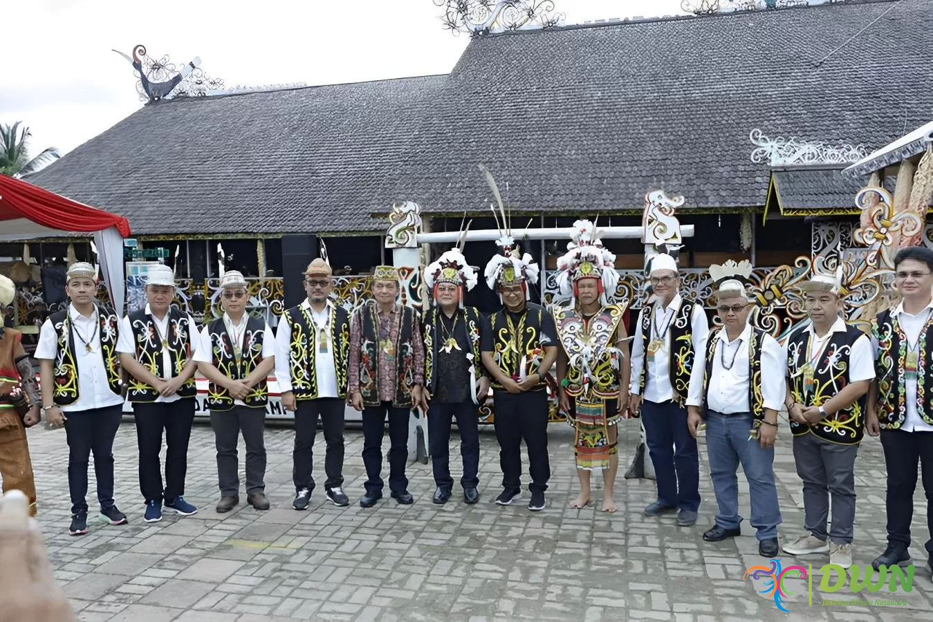 Desa Pampang: Jelajahi Tradisi dan Budaya Autentik Suku Dayak