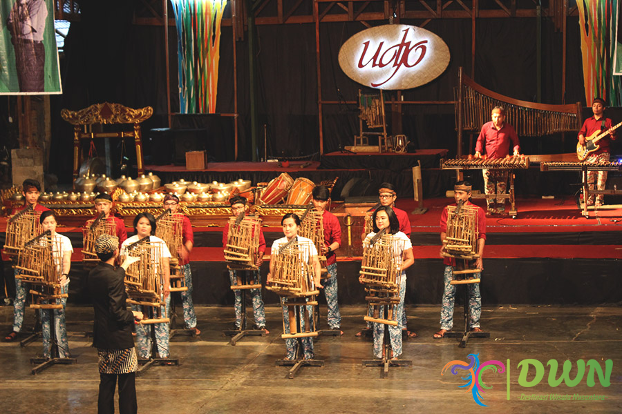 Saung Mang Udjo: Wisata Edukasi Budaya Sunda yang Memikat di Bandung