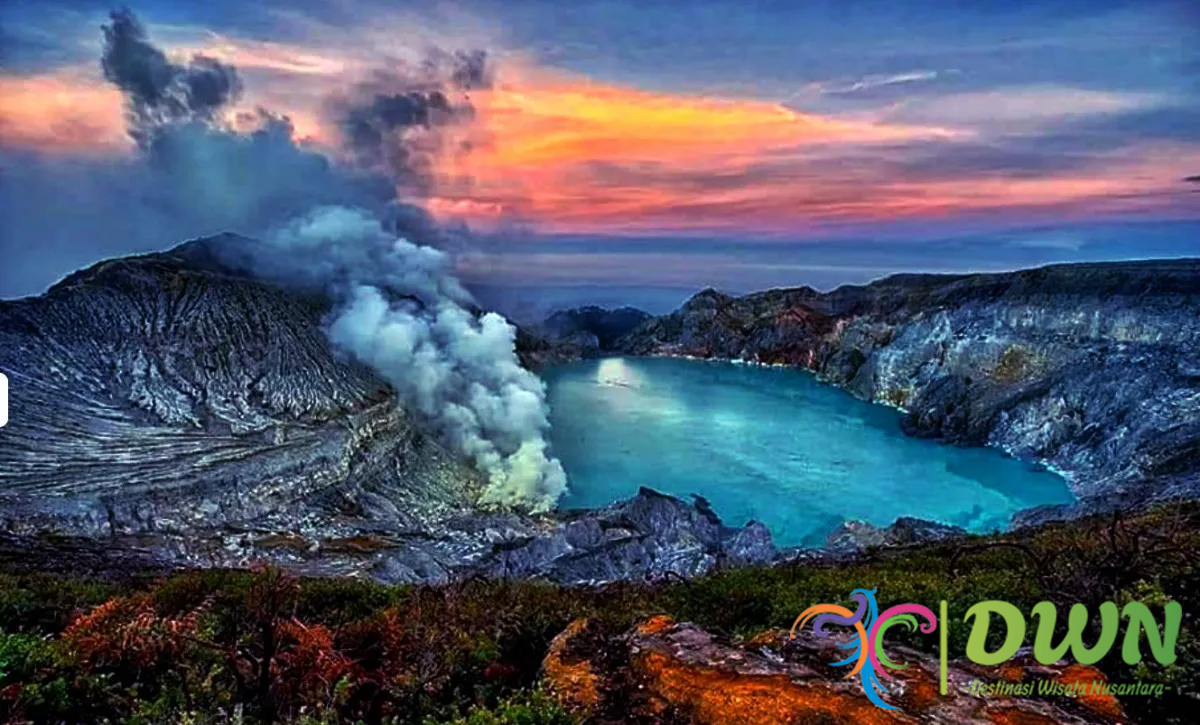 Kawah Ijen: Destinasi Wisata Alam Terbaik di Jawa Timur