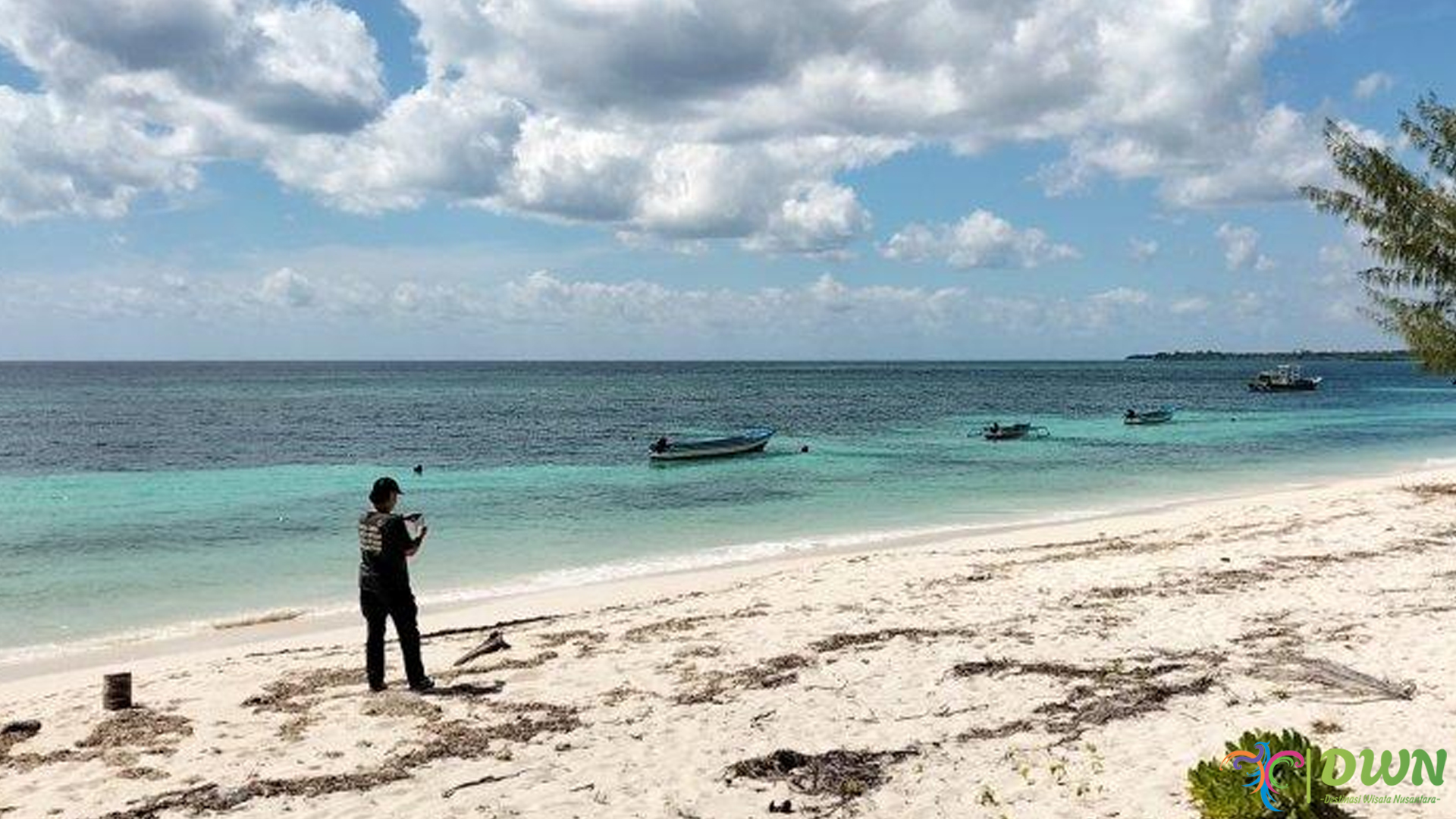 Pantai Syota: Liburan Penuh Ketenangan dan Keindahan Laut