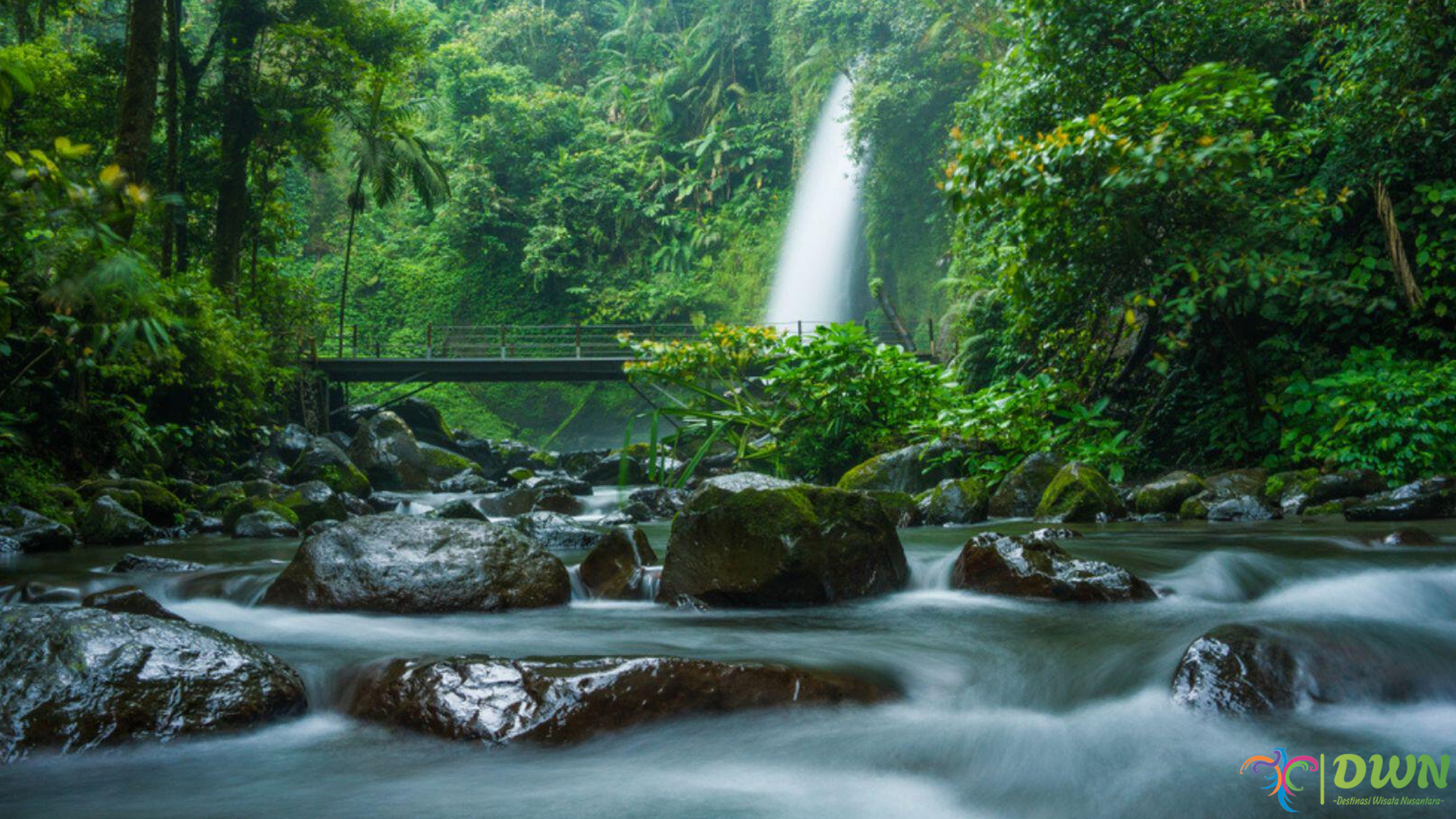 Curug Sawer: Destinasi Wisata Alam Eksotis yang Wajib Dikunjungi