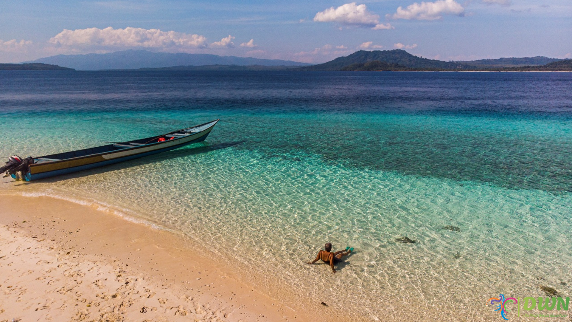 Keajaiban Alam Pulau Molana: Liburan Tak Terlupakan di Maluku