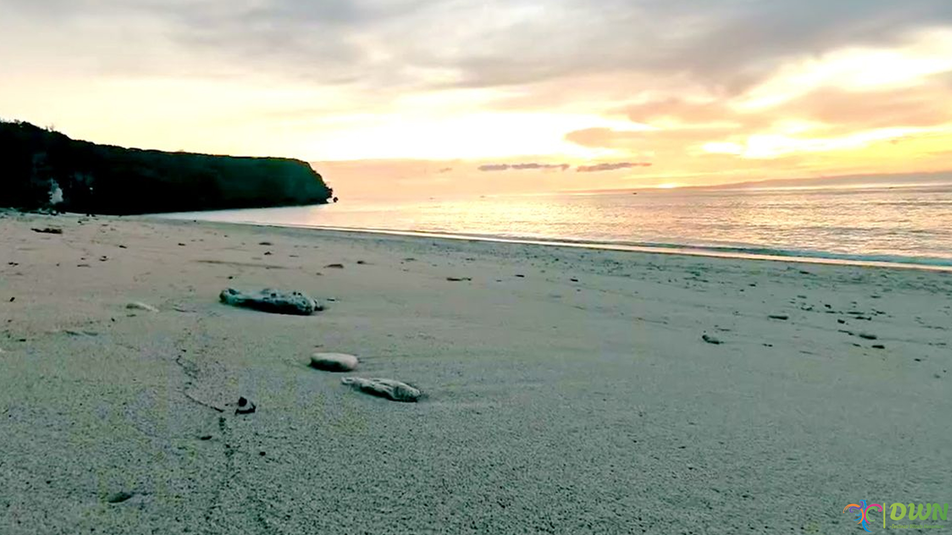 Pantai Muidau Maluku: Liburan Sempurna di Pantai Tenang & Asri